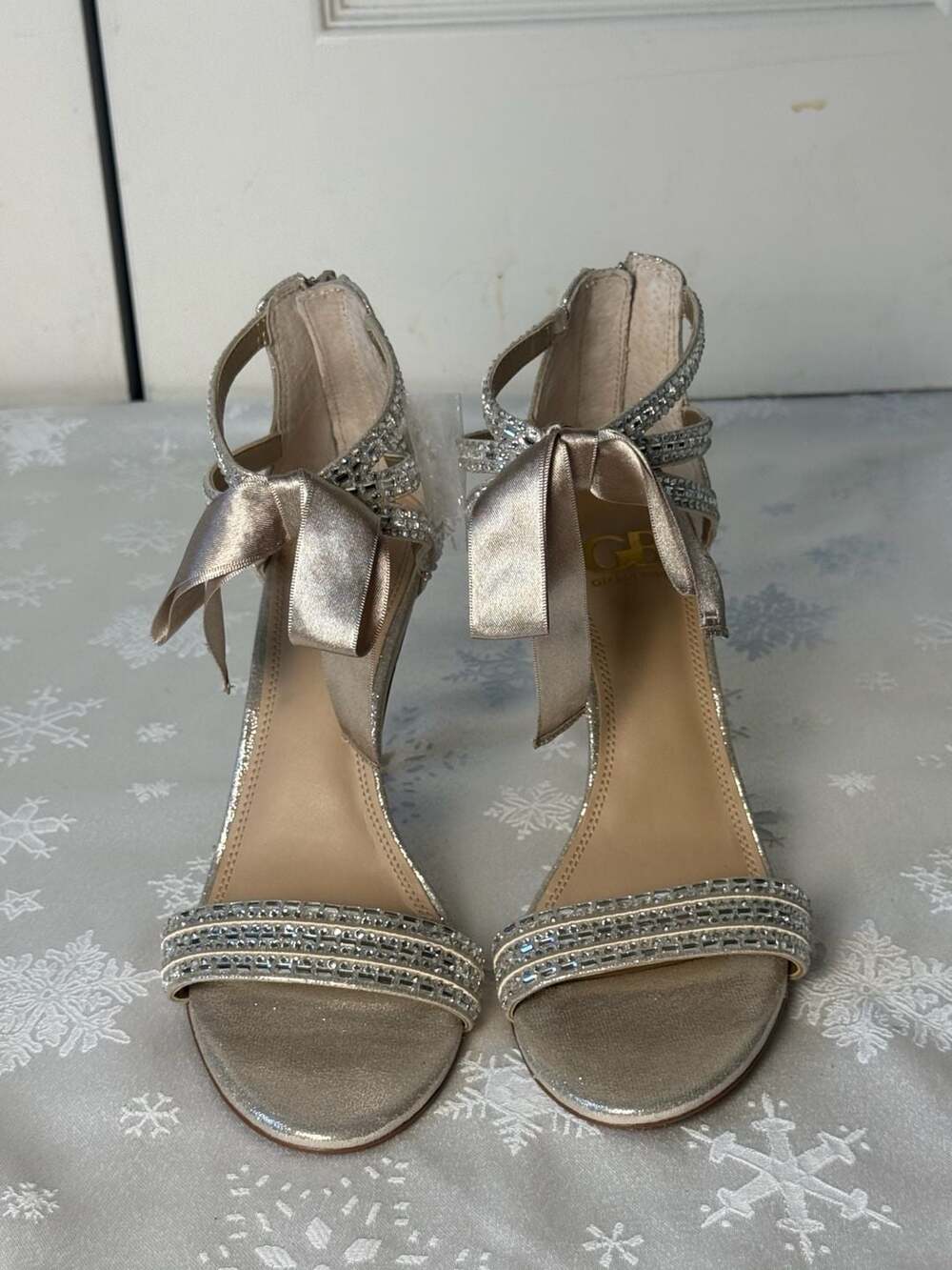 Gianni Bini Silver Rhinestone Strappy Heels Women’s 9M Bow Bridal Party Glam